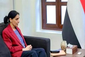 سفيرة بريطانيا: استقلالية المركزي اليمني ركيزة الاستقرار المالي