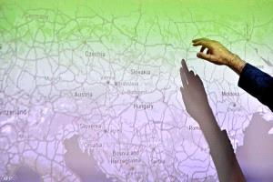 تقرير: واشنطن تضغط على أوكرانيا للتنازل عن مزيد من الأراضي