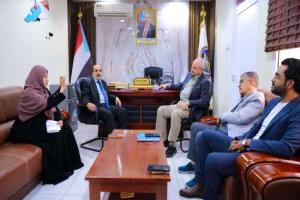 فريق التوجيه الرئاسي بعدن يهنئ الرئيس الزُبيدي بانتصارات تحرير وادي حضرموت ويؤكد المضي في تعزيز الأمن والاستقرار
