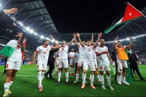 الأردن يظهر بمشهد حظر التجول الخميس.. وجماهير النشامى تذهل العالم بدعمها اللافت