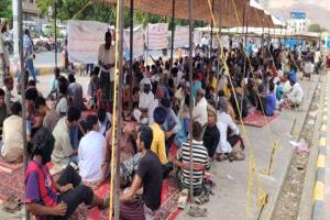 المكلا تؤكد حضورها الشعبي.. زخم متواصل لمخيم الاعتصام المفتوح