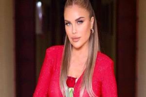 نيكول سابا تفاجئ الجميع بظهور ابنتها للمرة الأولى