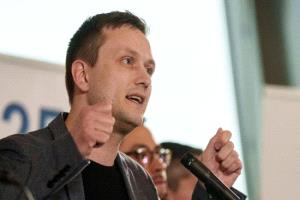 رئيس وزراء غرينلاند يعبّر عن حزنه بعد تصريحات ترامب حول الجزيرة