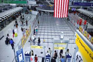 الترحيل الذاتي.. أميركا تغري المهاجرين بـ"عرض مفاجئ"