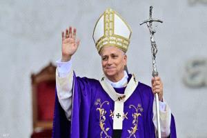 البابا من بيروت يدعو إلى لبنان موحد و"نزع السلاح من القلوب"