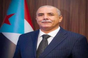 غالب: الانتقالي ملتزم ضبط النفس رغم حملات التصعيد