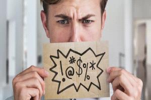 عندما تشحذ الكلمات المحظورة القوة: النابية تعزز الثقة والتركيز