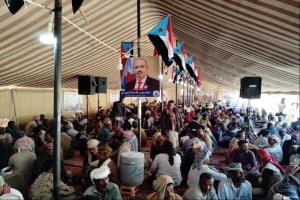 سيئون: استمرار مخيم الاعتصام المفتوح وسط توافد جماهيري واسع