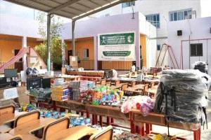 دعم يفتح أبواب الأمل.. مساعدات تعليمية وتقنية لذوي الإعاقة ومحو الأمية في لحج