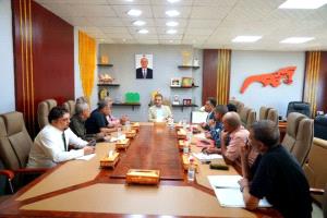 عدن تتحرك سريعاً: حزمة تدابير عاجلة لإنهاء أزمة الغاز وتوزيع عادل للكميات