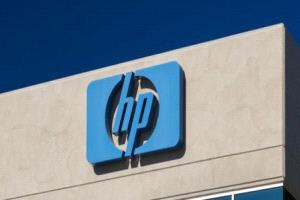 إتش بي تتراجع بعد إعلان تسريح آلاف الموظفين