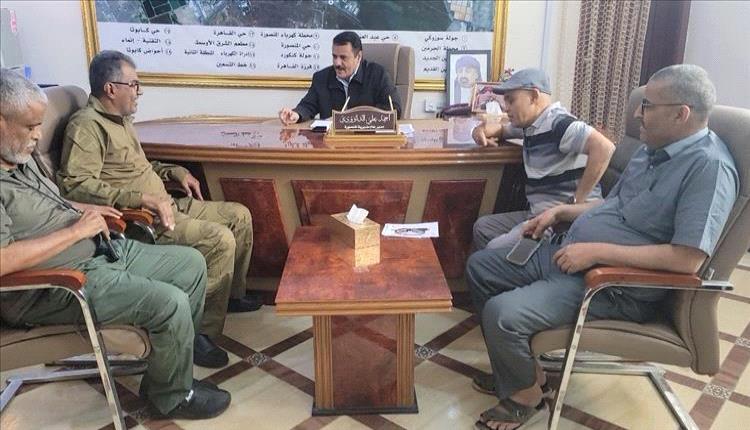 مدير عام المنصورة يناقش آلية تنفيذ الخطة المرورية لشهر رمضان

