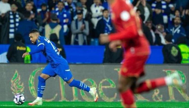 الهلال يواصل نزيف النقاط بتعادل مخيب أمام الرياض