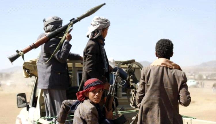 الحوثي يتقدم في مأرب والشرعية تغرق في الفساد.. نصف مليون مقاتل بلا قضية!
