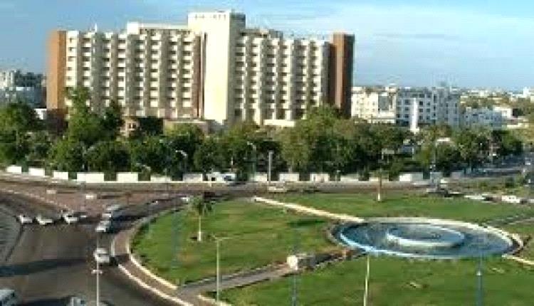 السلطة المحلية بخورمكسر تدعو أهالي الموقوفين للحضور لاستلام أبنائهم
