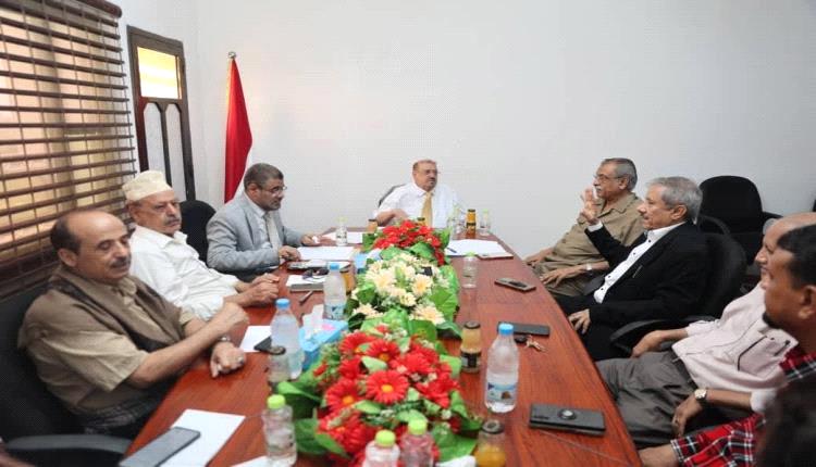 هيئة رئاسة مجلس النواب تعقد اجتماعًا حيويًا في عدن لمواجهة تحديات البلاد الراهنة