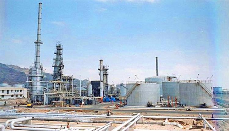 بعد عقد من التوقف.. مصافي عدن تقترب من العودة بكامل طاقتها وتشغيل وحدات إنتاج حيوية