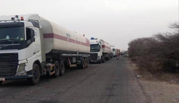 قطاع عسكري يقطع شريان عدن الحيوي.. ومطالب متراكمة تُفجّر الاحتجاج