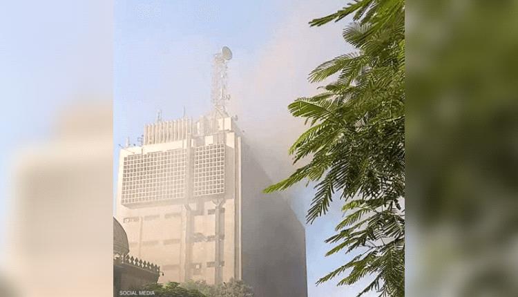 مصر.. اندلاع حريق كبير في "سنترال رمسيس" بالقاهرة