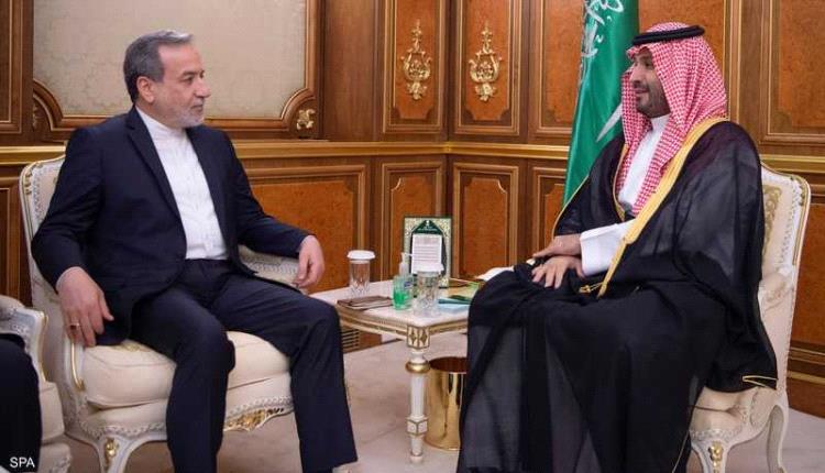ولي العهد السعودي يلتقي وزير الخارجية الإيراني
