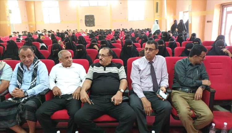 لحج تحتفل بالصحة والطفولة.. مهرجان حاشد يناصر حملة شلل الأطفال بشعار "قطرتان تحمي أجيالاً"