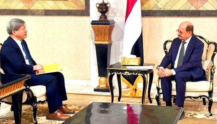 اليمن وكوريا الجنوبية تبحثان توسيع التعاون السياسي والاقتصادي