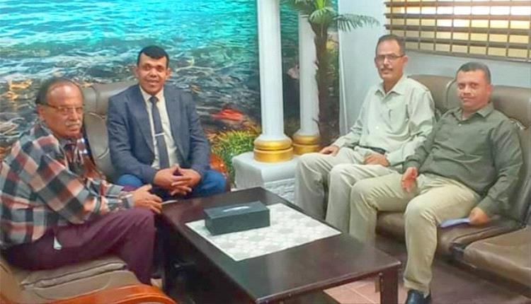 مؤسسة الأمل تفتح آفاق التعاون مع كلية طب الأسنان لتعزيز رعاية الطلاب المتفوقين في عدن