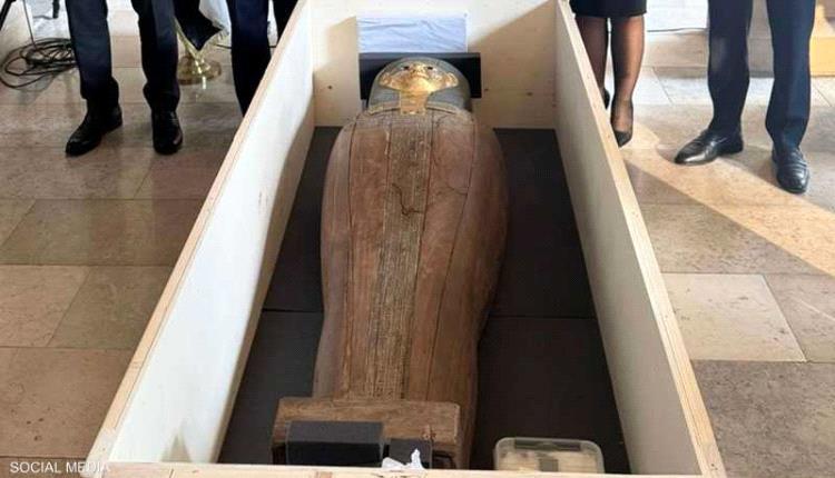 بعد 10 سنوات من ضبطه.. بلجيكا تعيد ناووسا أثريا إلى مصر