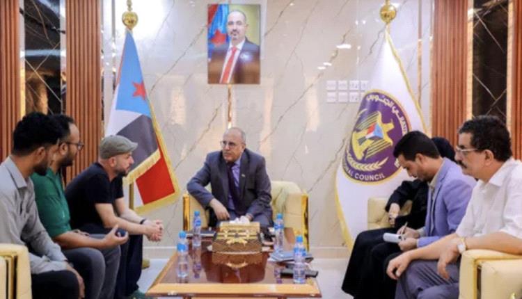 الكثيري يدعو أطباء بلا حدود الفرنسية لتوسيع نشاطها الإغاثي
