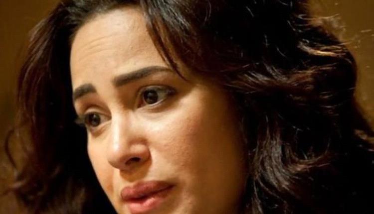 وفاة والدة الفنانة هند صبري.. رحيل يهز الوسط الفني
