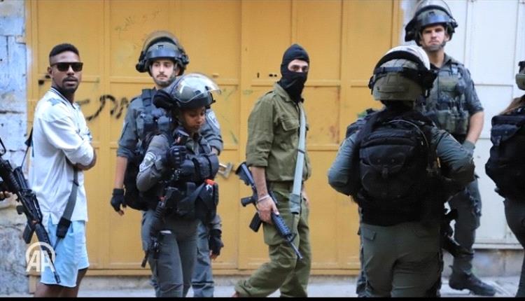 الجيش الإسرائيلي يصدر أمرا بحظر ارتداء اللثام بالضفة الغربية المحتلة، سواء للفلسطينيين أو المستوطنين الإسرائيليين
