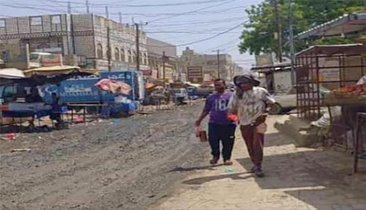 لودر تختنق بالأوساخ والمياه الراكدة.. نداء عاجل لإنقاذ المدينة من كارثة بيئية
