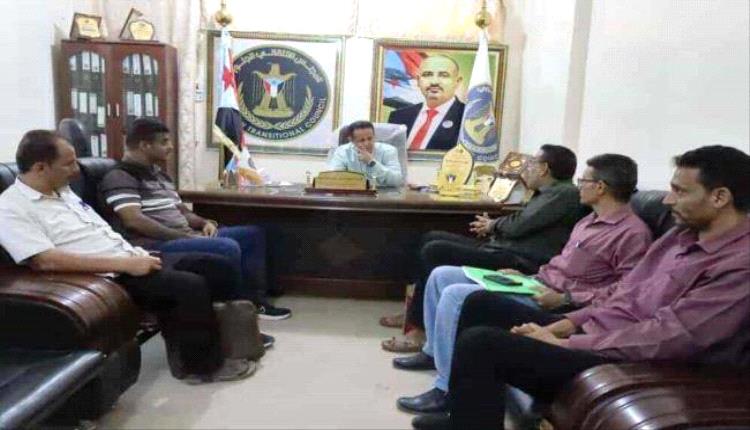 رئيس انتقالي لحج يبحث مع منسقية الجامعة تشكيل المجالس الطلابية
 
