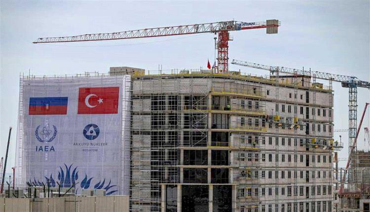 الأخطار الأمنية والتوترات الدولية تحيط بمشروع الطاقة النووية التركي
