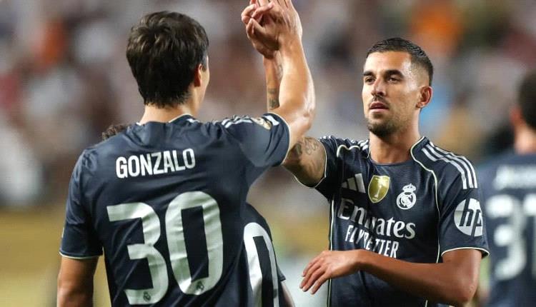 ريال مدريد يرد على عرض بيتيس لضم سيبايوس

