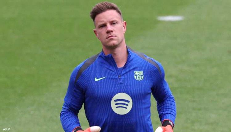 "خلاف حاد" بين برشلونة وحارسه تير شتيغن.. ما السبب؟