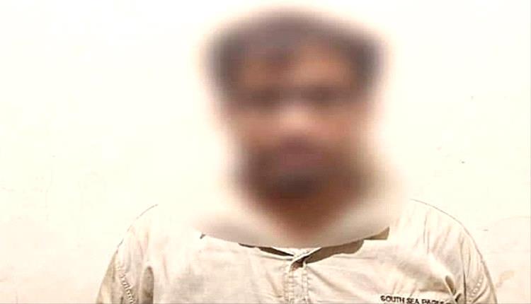 قبضة الحزام الأمني تشتد.. سقوط مروّج مخدرات قرب سوق الحجاز في عدن