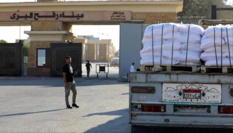 القاهرة تكشف الحقيقة: معبر رفح لم يُغلق.. والجانب الإسرائيلي هو العائق