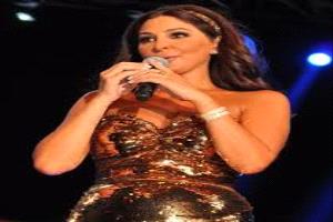 إليسا تغنّي لزياد الرحباني وتقدّم مفاجأة للجمهور