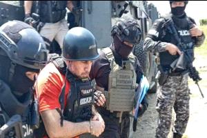 الإكوادور تسلم زعيم عصابات إلى الولايات المتحدة