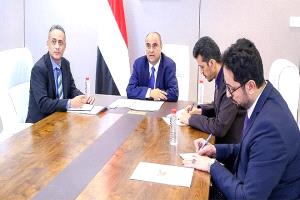 رئيس الوزراء يوجّه بالتحضير المكثّف لمؤتمر الأمن الغذائي