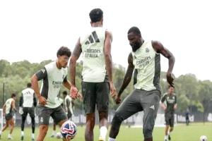 ريال مدريد يعلن رحيل لاعبه المغربي
