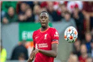 ليفربول يحاول إقناع كوناتي بعرض جديد للتجديد خوفا من ريال مدريد