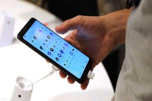 "التجاعيد الرقمية".. خبراء يحذرون من الاستخدام المفرط للهاتف