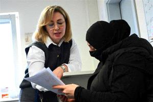 أوروبا تتجه لتطبيع الترحيل إلى مناطق النزاع: توافق أمني على حساب معايير اللجوء

