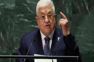 عباس يقلّص صلاحيات السفير الفلسطيني في لبنان دون إعفائه من منصبه