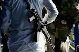 اعتداء وحشي على زوجين والضحية خلف القضبان!
