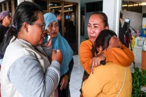 قتلى ومفقودون في حادث غرق عبّارة بإندونيسيا