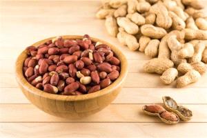 الفول السوداني يوميًا.. سر ضبط السكر وبناء العضلات وتقوية العظام!
