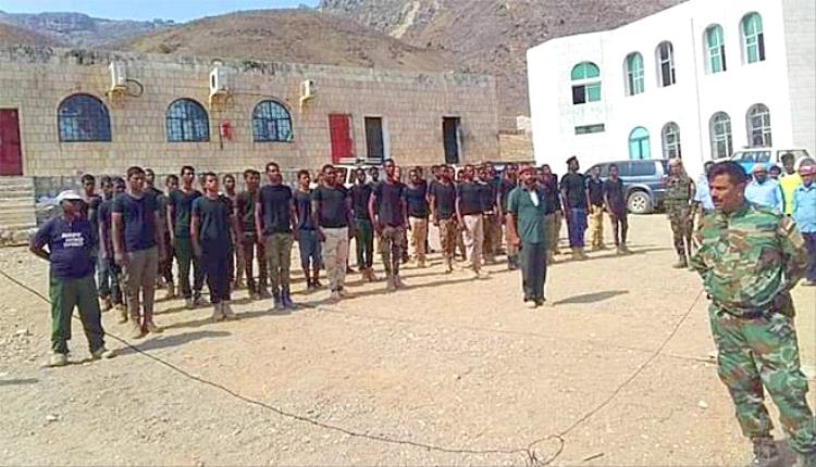 سقطرى: صرف مرتبات الأمن قبل العيد وسط تأكيدات على الشفافية والعدالة